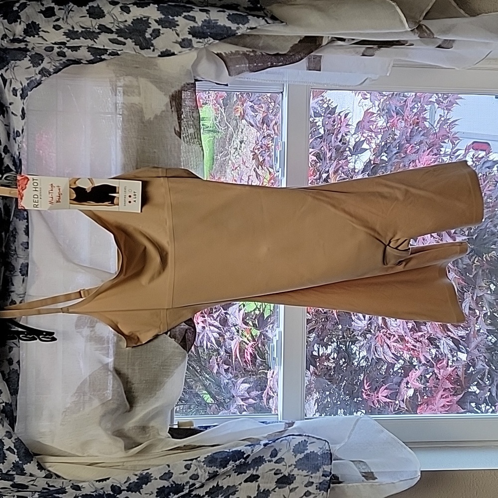 NWT Red Hot Spanx